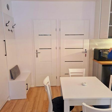 Apartament Przy Deptaku イェレニャ・グーラ エクステリア 写真