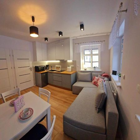 Apartament Przy Deptaku イェレニャ・グーラ エクステリア 写真
