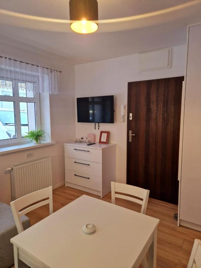 Apartament Przy Deptaku イェレニャ・グーラ エクステリア 写真