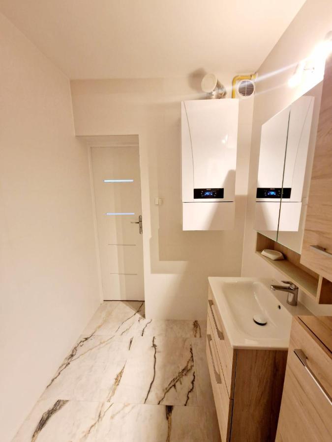 Apartament Przy Deptaku イェレニャ・グーラ エクステリア 写真